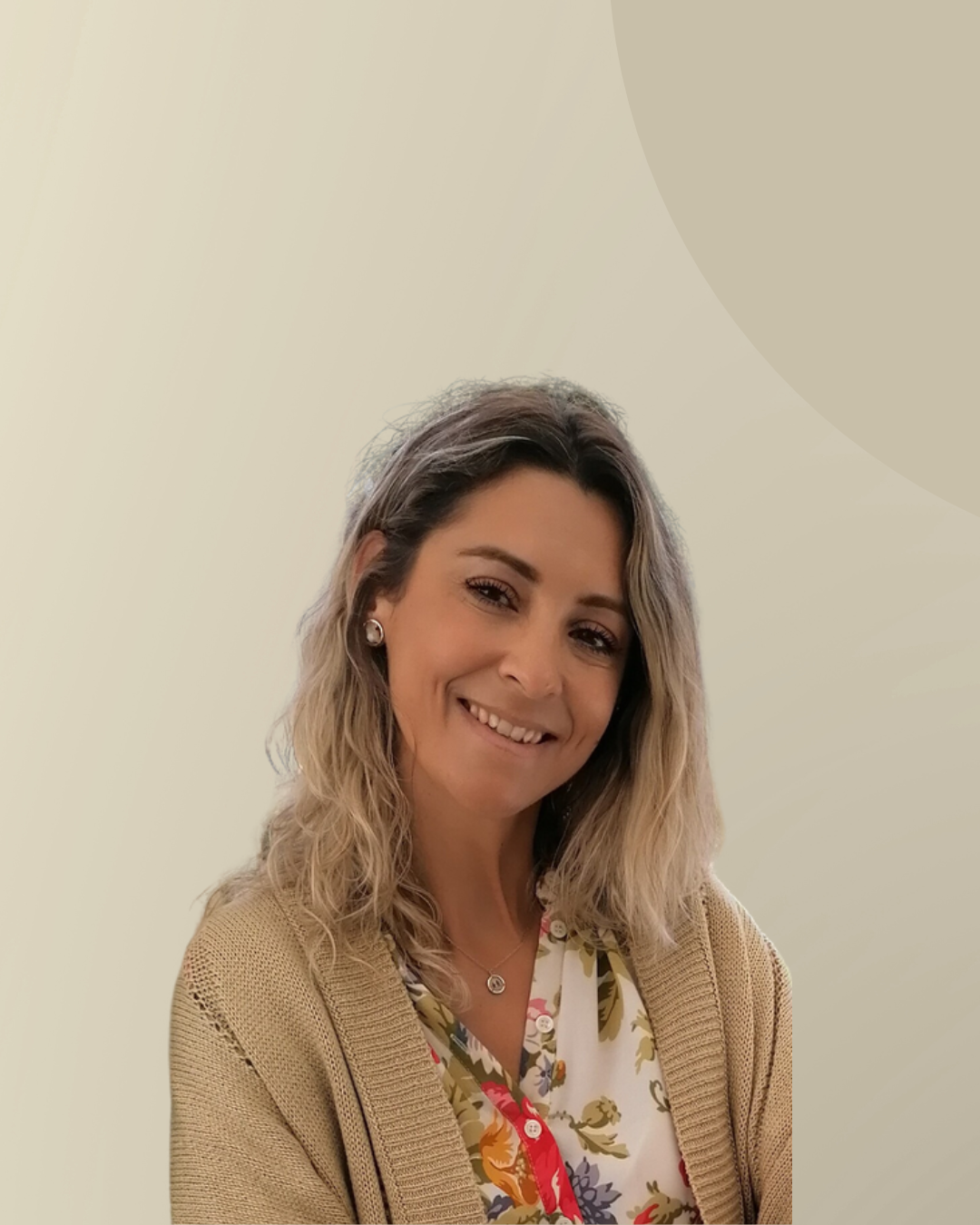 Dra. Vânia Ricardo